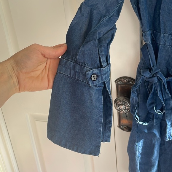 Banana Republic petite dress, size 2 chambray - Picture 4 of 5